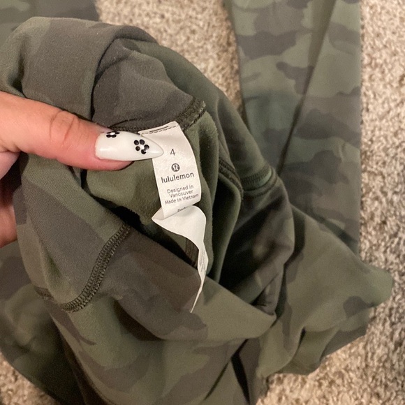 Lululemon Align High Rise leggings 28” - Picture 4 of 5